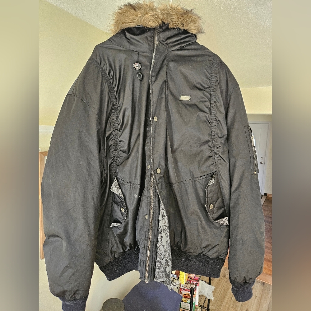 Ecko UNLTD | Part Down winter Jacket.